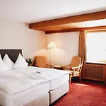 Hotel Steinbock 3*