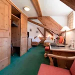 Steinbock Hotel
