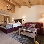 Steinbock Hotel 3*