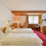 Steinbock Hotel 3*