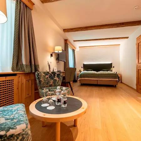Hotel Steinbock 3*