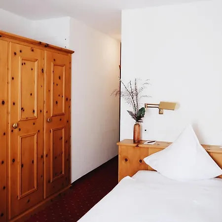 Steinbock 3*