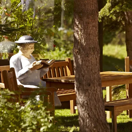 Steinbock Szálloda 3*