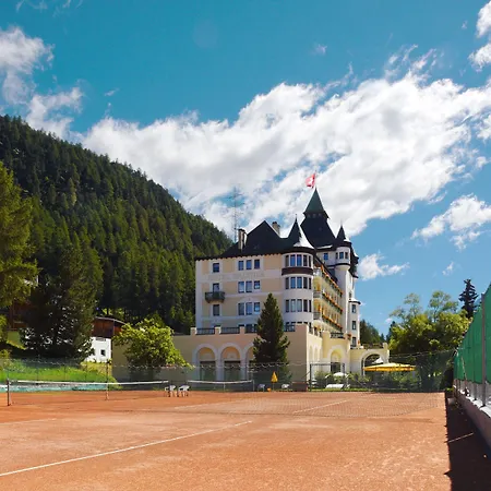 فندق Steinbock 3*